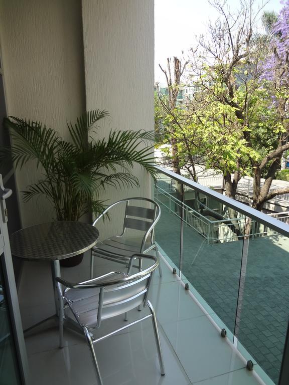Triumph Tower Residence Cuernavaca Buitenkant foto